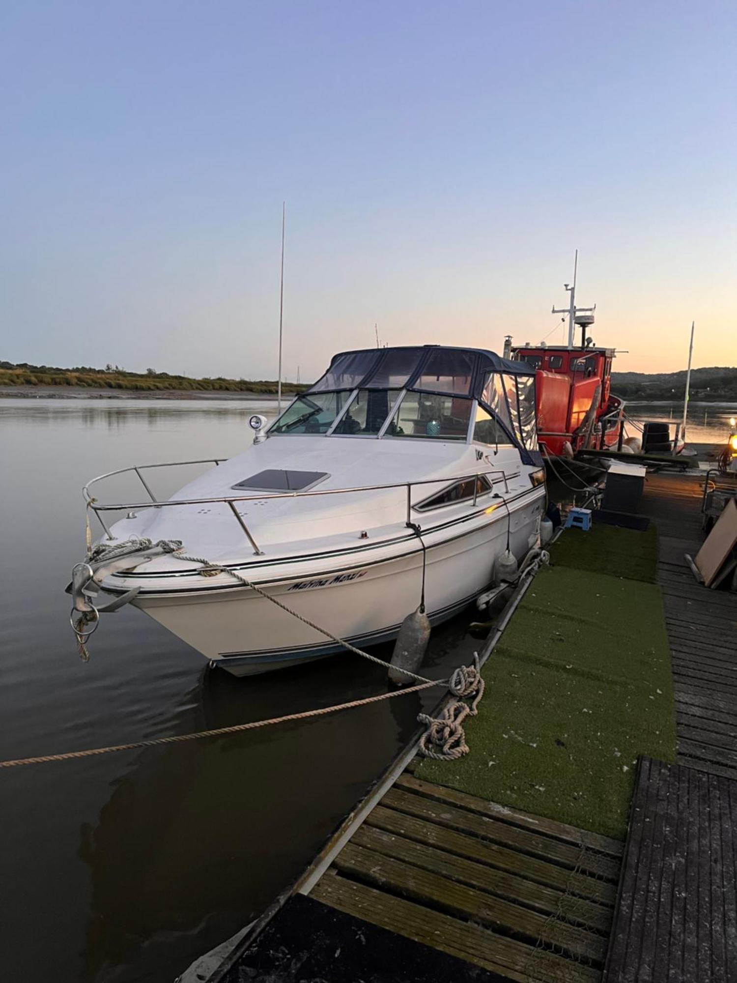 Floatsyerboat 호텔 Cuxton 외부 사진